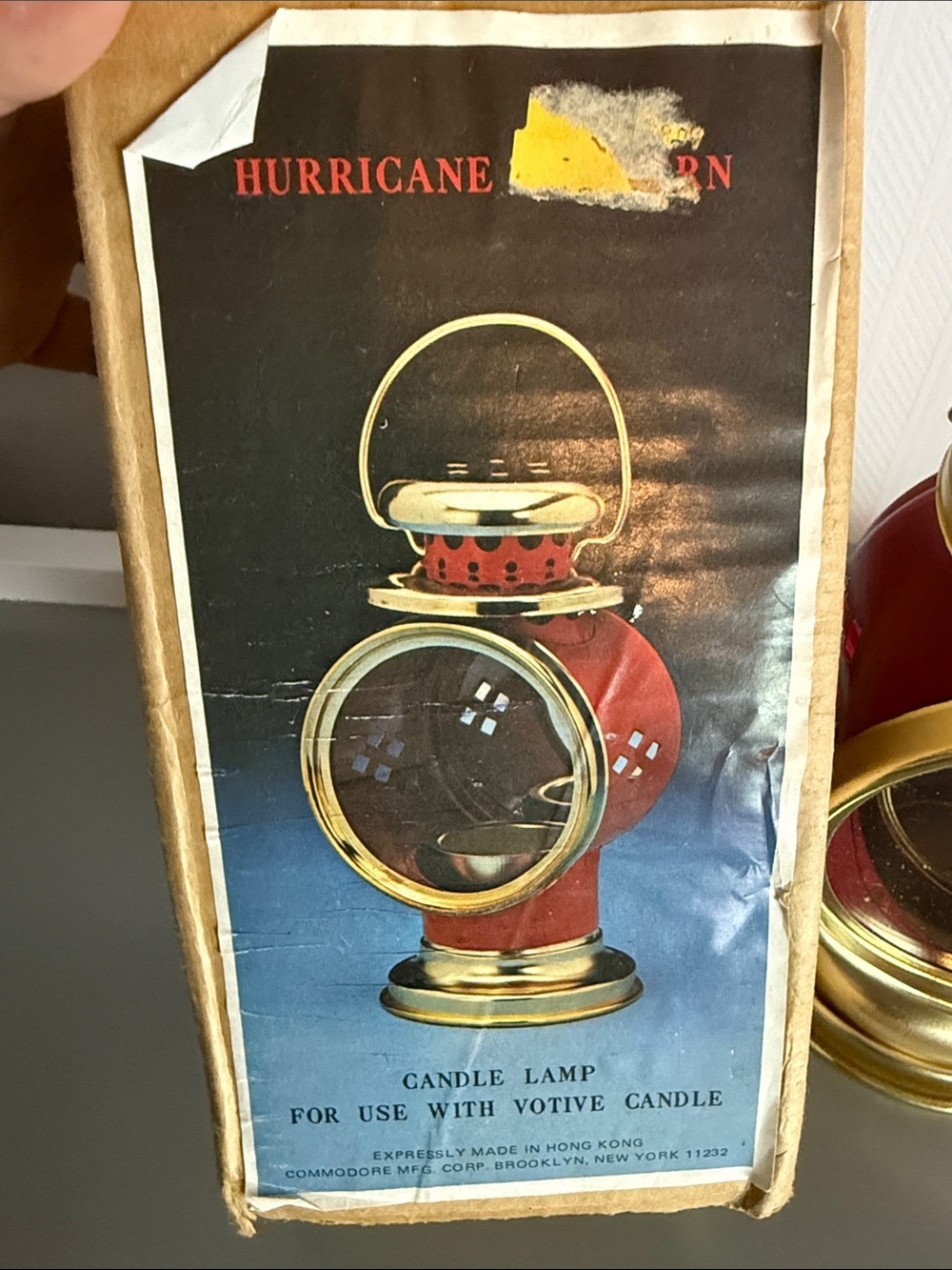 Hurricane Lantern Candle Lamp - Red and Gold Vintage - Picture 2 of 6